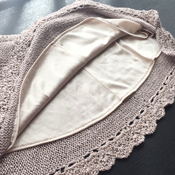 •HP!• Flirty Crochet Knit Mini A-Line Skirt Pink - Picture 7 of 7